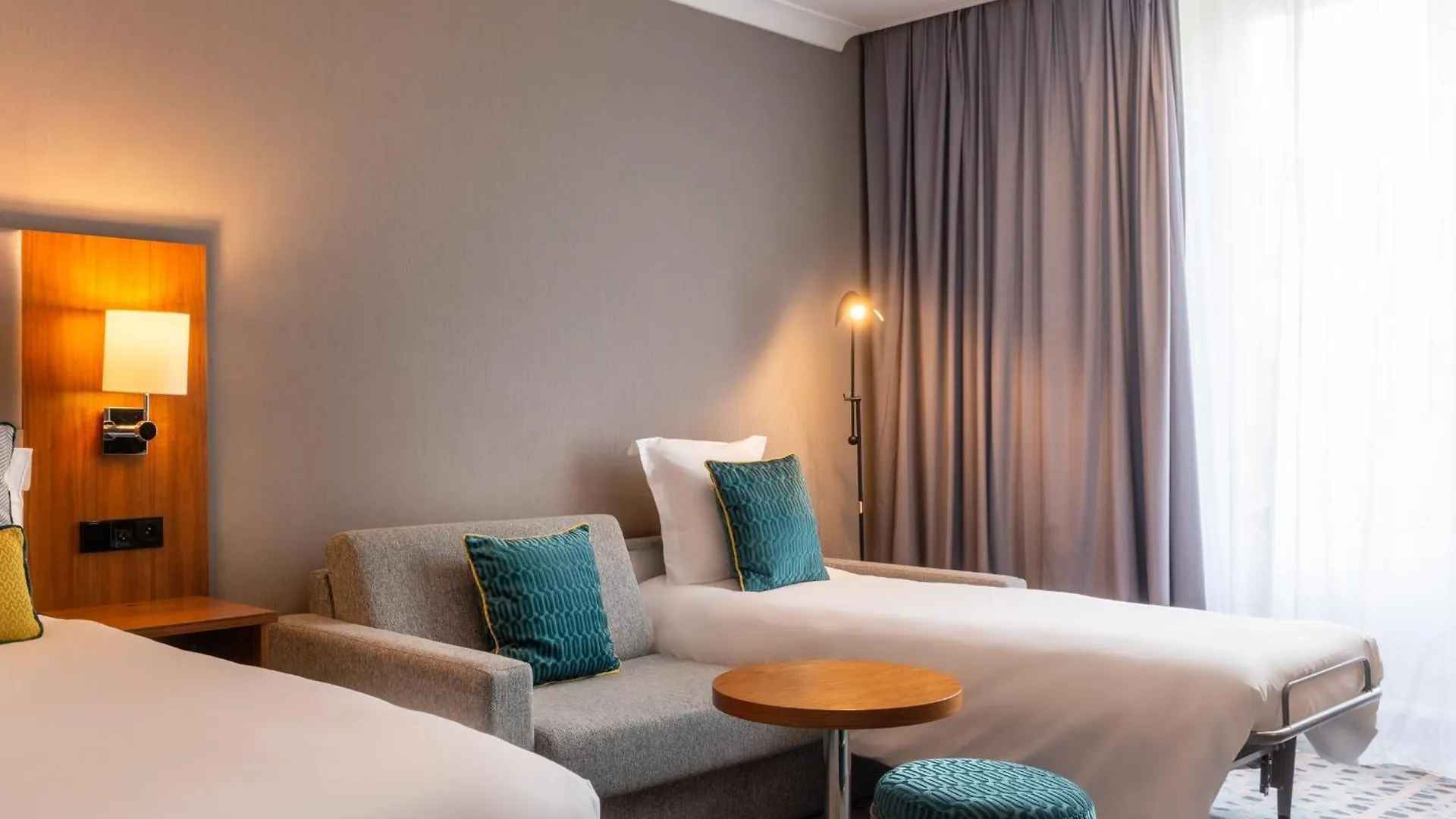 Crowne Plaza Paris République, an IHG Hotel 4*,  France