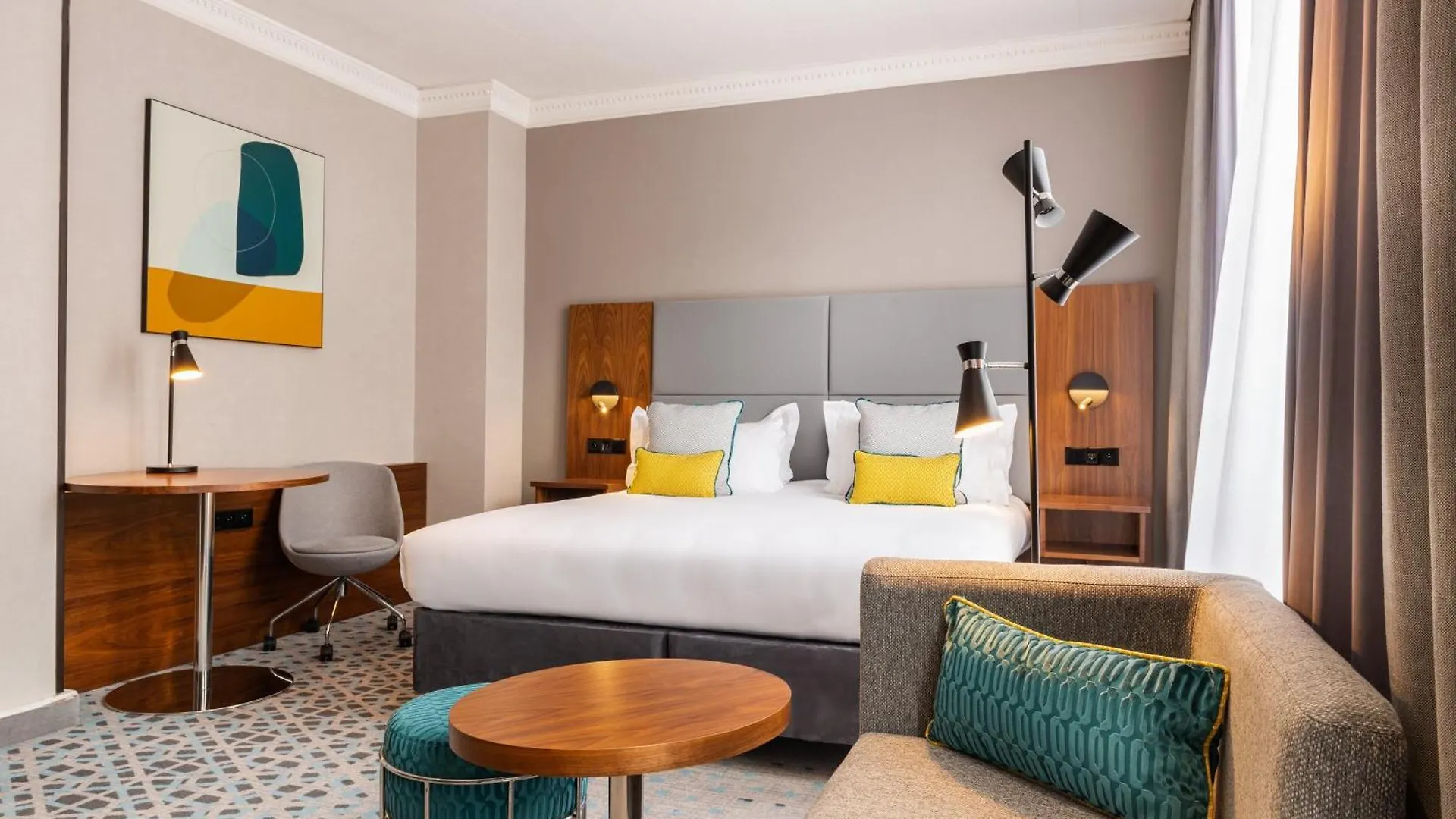 ****  Crowne Plaza Paris Republique By Ihg Hotel France